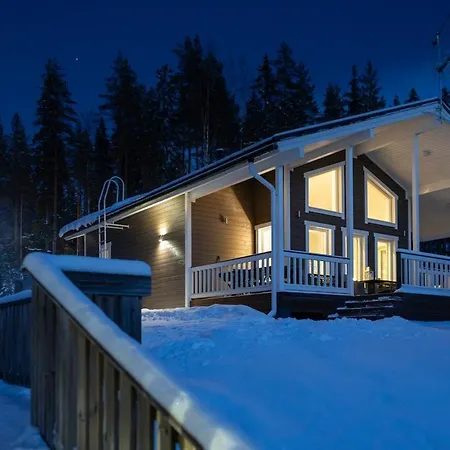Вилла Lovely 10-person With A Lakeside Sauna And Hot Tub