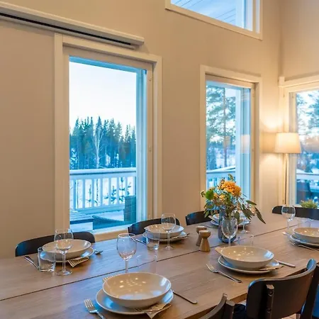Lovely 10-person With A Lakeside Sauna And Hot Tub